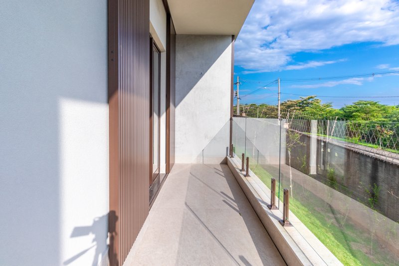 Casa de Alto Padrão à Venda no Residencial Jatibela – Campinas/SP Rua Romilda Aparecida Cruz Campinas - 
