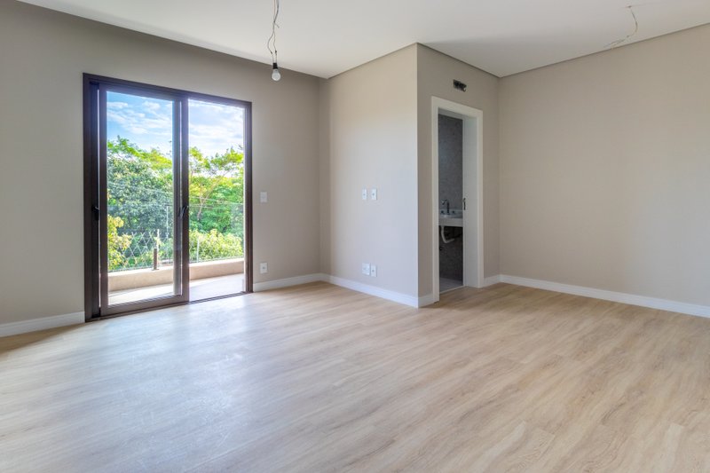Casa de Alto Padrão à Venda no Residencial Jatibela – Campinas/SP Rua Romilda Aparecida Cruz Campinas - 