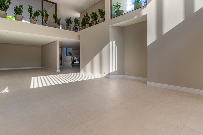 Casa de Alto Padrão à Venda no Residencial Jatibela – Campinas/SP Rua Romilda Aparecida Cruz Campinas - 