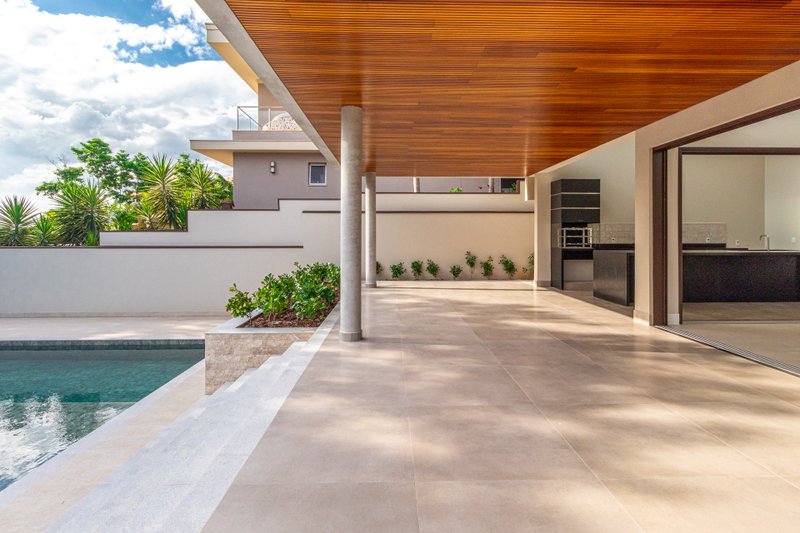 Casa de Alto Padrão à Venda no Residencial Jatibela – Campinas/SP Rua Romilda Aparecida Cruz Campinas - 
