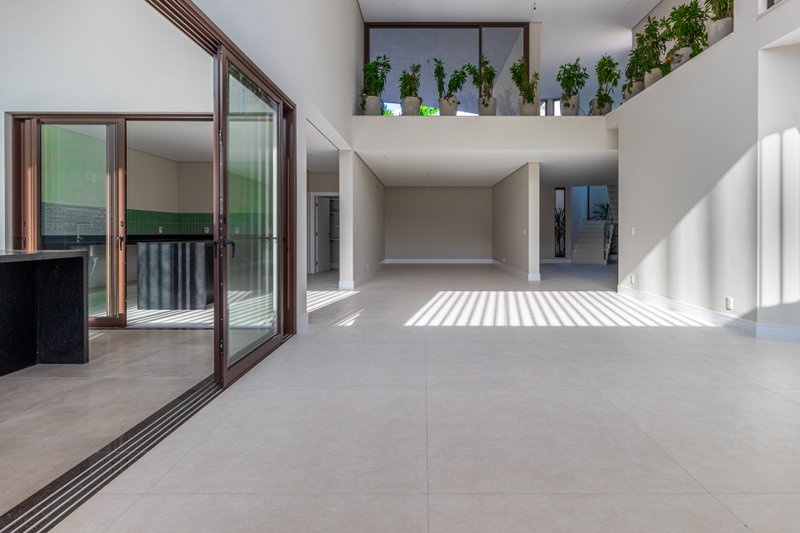 Casa de Alto Padrão à Venda no Residencial Jatibela – Campinas/SP Rua Romilda Aparecida Cruz Campinas - 