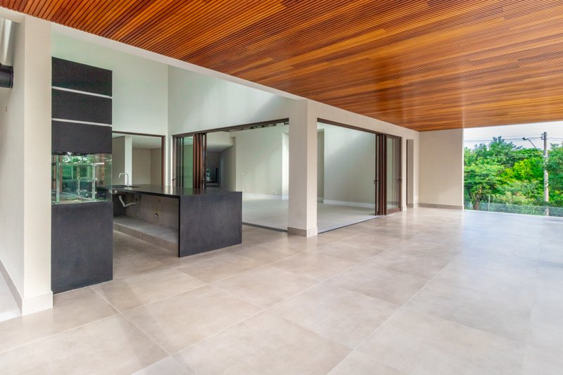 Casa de Alto Padrão à Venda no Residencial Jatibela – Campinas/SP Rua Romilda Aparecida Cruz Campinas - 