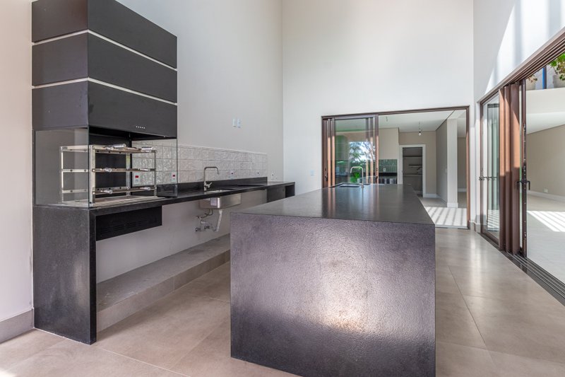 Casa de Alto Padrão à Venda no Residencial Jatibela – Campinas/SP Rua Romilda Aparecida Cruz Campinas - 