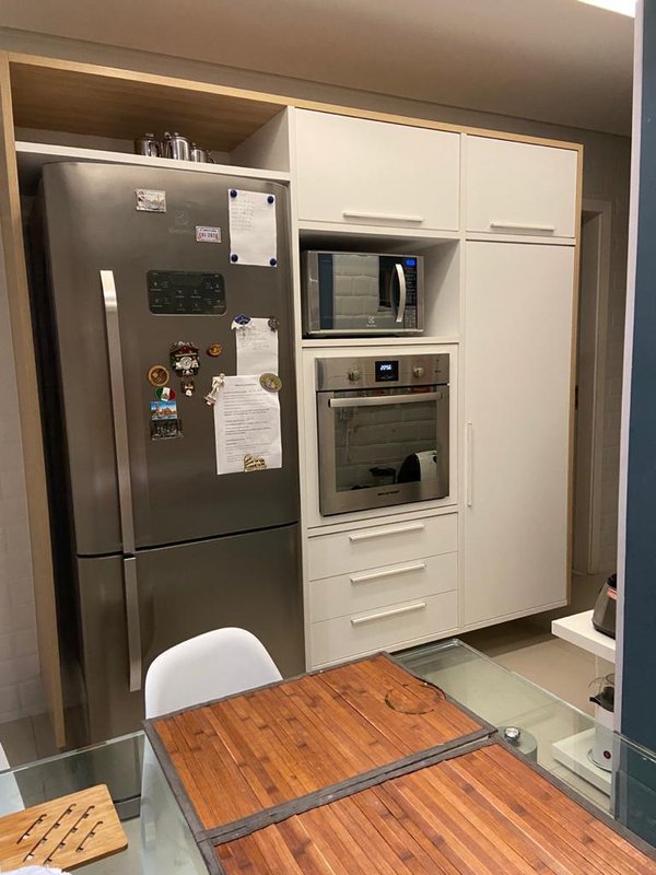 APARTAMENTO SEMINOVO 3 SUÍTES LAVABO PISCINA 2 GARAGENS À VENDA NA PITUBA! Rua Ceará Salvador - 
