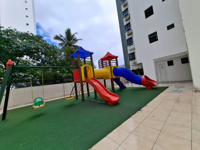 APARTAMENTO SEMINOVO 3 SUÍTES LAVABO PISCINA 2 GARAGENS À VENDA NA PITUBA! Rua Ceará Salvador - 