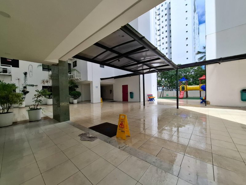 APARTAMENTO SEMINOVO 3 SUÍTES LAVABO PISCINA 2 GARAGENS À VENDA NA PITUBA! Rua Ceará Salvador - 