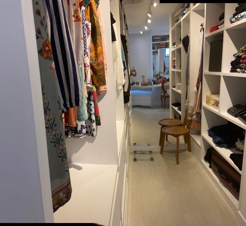 APARTAMENTO SEMINOVO 3 SUÍTES LAVABO PISCINA 2 GARAGENS À VENDA NA PITUBA! Rua Ceará Salvador - 