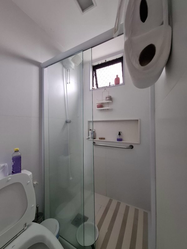 APARTAMENTO SEMINOVO 3 SUÍTES LAVABO PISCINA 2 GARAGENS À VENDA NA PITUBA! Rua Ceará Salvador - 