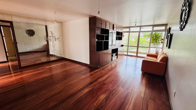 APARTAMENTO NASCENTE 4 QUARTOS SUÍTE VARANDA PISCINA 2 GARAGENS À VENDA EM ONDINA! Rua josé Mirabeau Sampaio Salvador - 