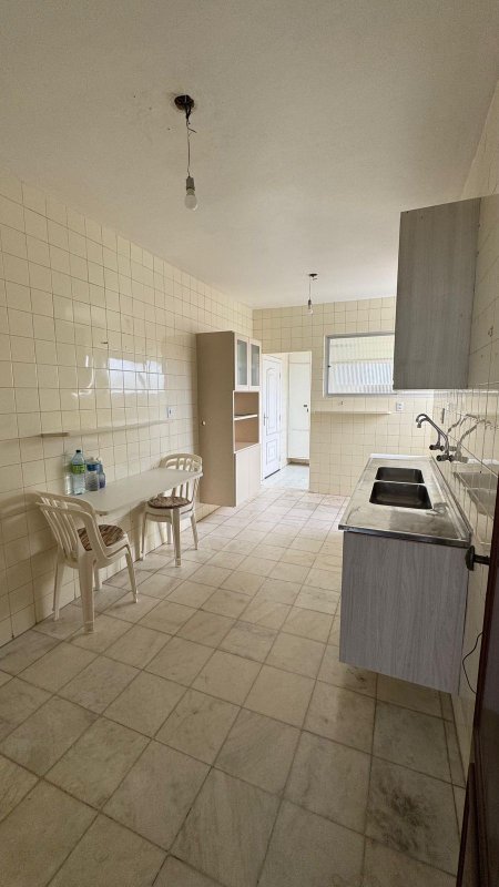 APARTAMENTO NASCENTE 4 QUARTOS SUÍTE VARANDA PISCINA 2 GARAGENS À VENDA EM ONDINA! Rua josé Mirabeau Sampaio Salvador - 
