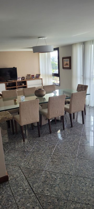 APARTAMENTO NASCENTE 4 SUÍTES VARANDA GABINETE DEPENDÊNCIA PISCINA À VENDA NO ITAIGARA! Rua Wanderley Pinho Salvador - 