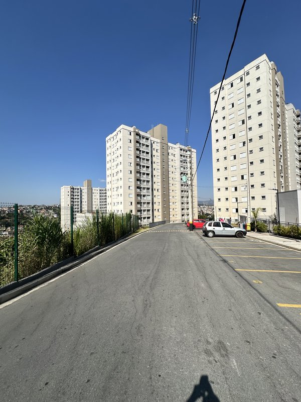 APARTAMENTO RESIDENCIAL COLISEUM Rua Francisco Grecco Franco da Rocha - 