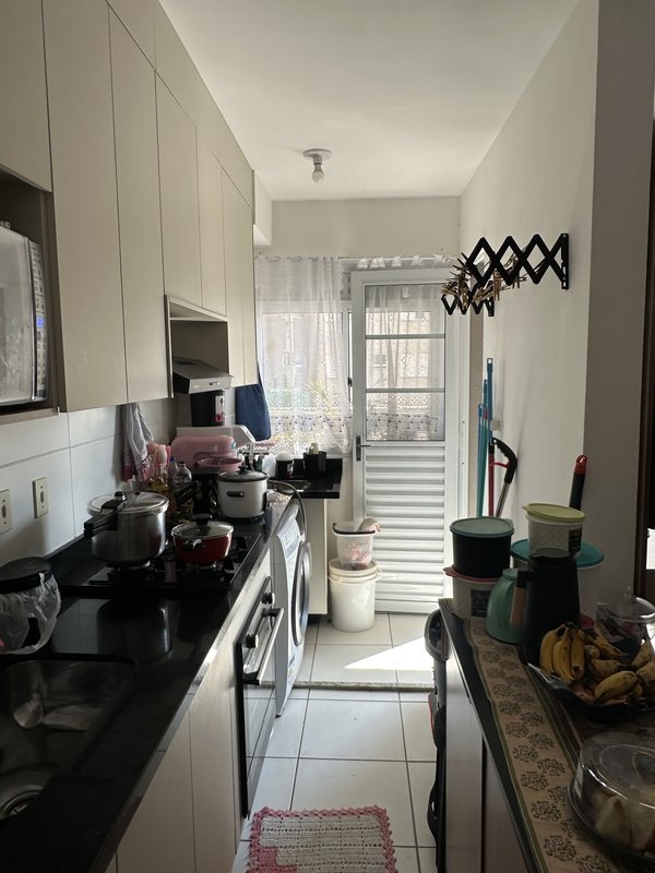 APARTAMENTO RESIDENCIAL COLISEUM Rua Francisco Grecco Franco da Rocha - 