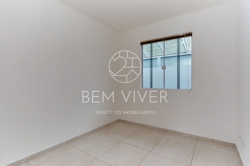 Casa Térrea com 3 Quartos, Quintal Amplo e Lavanderia com Teto Retrátil – Nações Avenida Polonia  Fazenda Rio Grande - 
