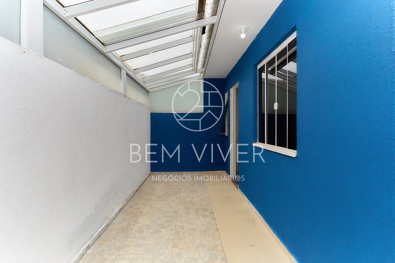 Casa Térrea com 3 Quartos, Quintal Amplo e Lavanderia com Teto Retrátil – Nações Avenida Polonia  Fazenda Rio Grande - 