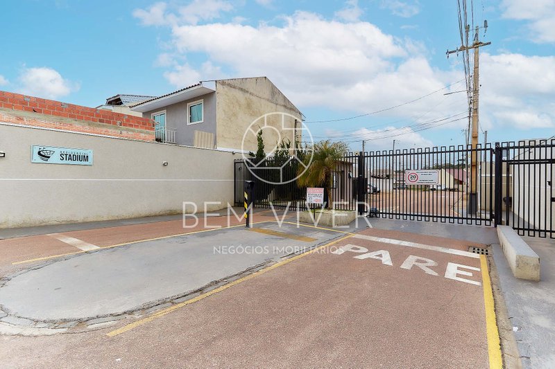 Casa Térrea com 3 Quartos, Quintal Amplo e Lavanderia com Teto Retrátil – Nações Avenida Polonia  Fazenda Rio Grande - 
