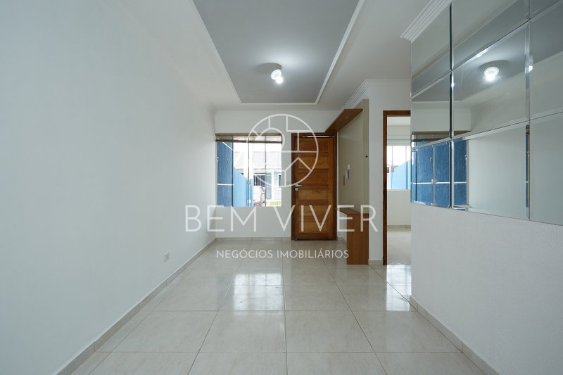 Casa Térrea com 3 Quartos, Quintal Amplo e Lavanderia com Teto Retrátil – Nações Avenida Polonia  Fazenda Rio Grande - 