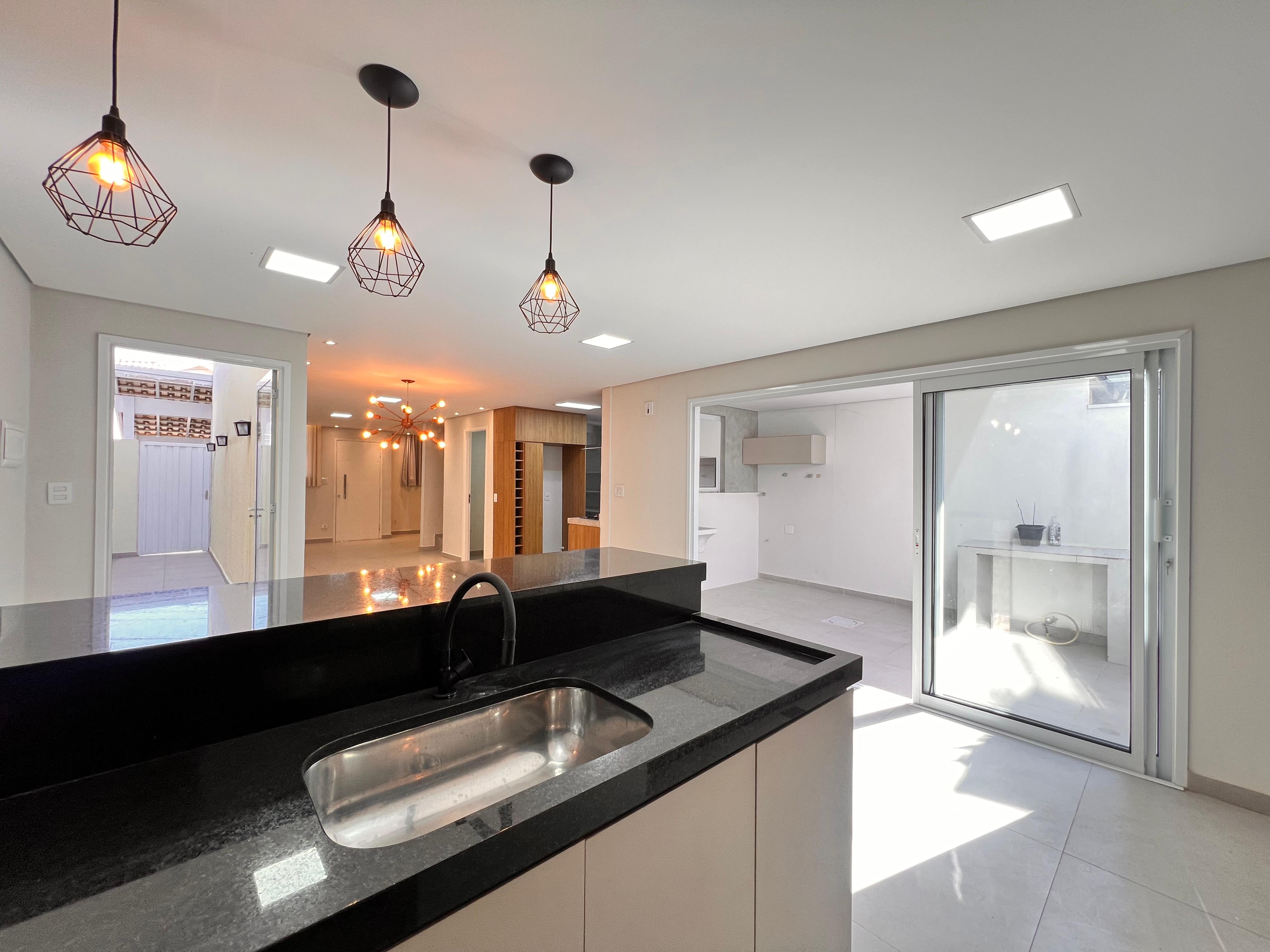 Casa com 4 dormit&oacute;rios &agrave; venda,150m&sup2; - Condom&iacute;nio  Village di Saatore - Sorocaba - SP Rua Doutor Américo Figueiredo Sorocaba - 