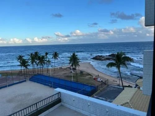 APARTAMENTO VISTA MAR 2 QUARTOS PISCINA A BEIRA MAR SERVIÇO DE CAMAREIRAÀ VENDA EM ONDINA! Avenida Oceânica Salvador - 