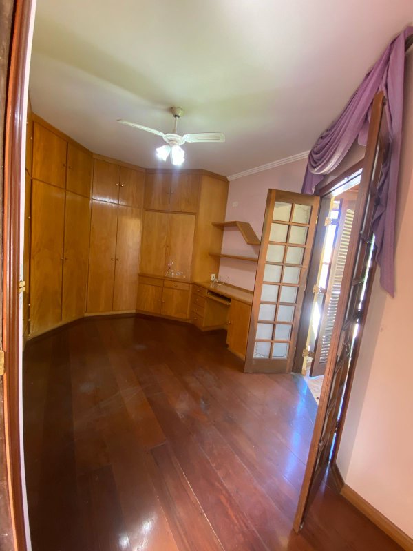 Mansão em Condomínio Fechado Guarulhos Avenida Benjamin Harris Hunnicutt Guarulhos - 