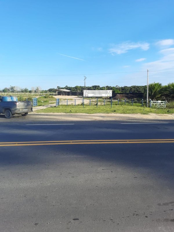 Terreno à venda nas margens da BR 367 sentido Porto Seguro BR 367 Eunápolis/Porto Seguro Porto Seguro - 