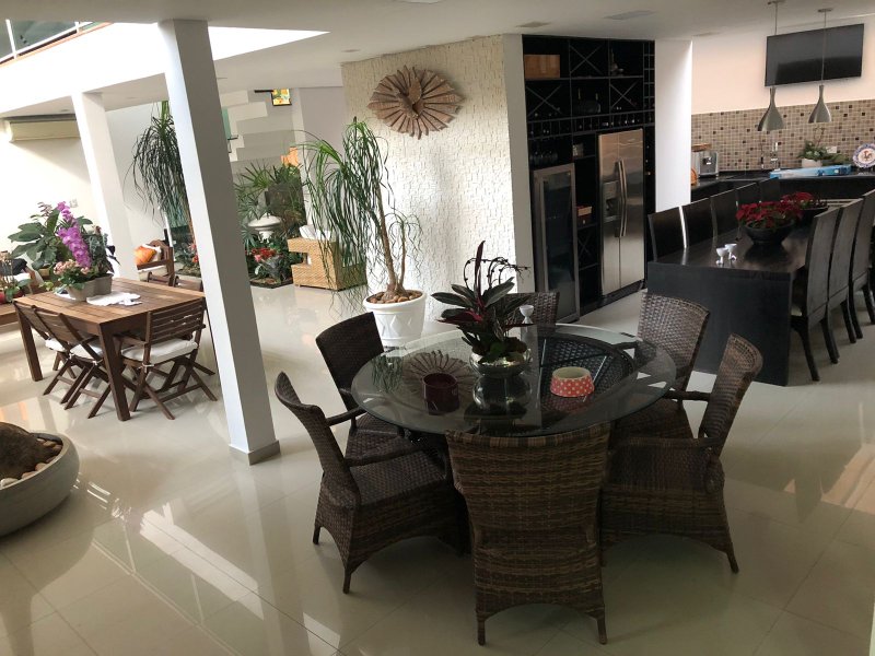 condominio Estrada do Itapeti Mogi das Cruzes - 