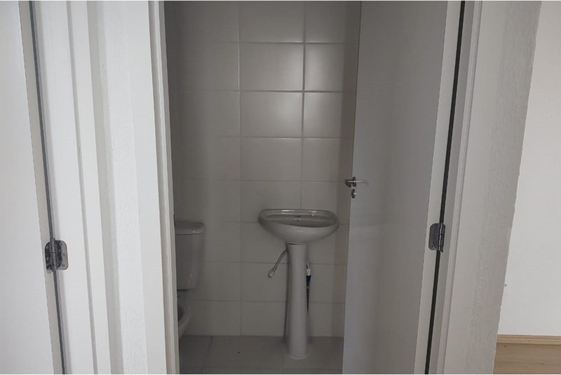 Apartamento à Venda 48m - R$ 189.000 - 2 Dorm - Res. Conquista Vila do Sol Sorocaba - SP Rua Avelino dos Santos Sorocaba - 