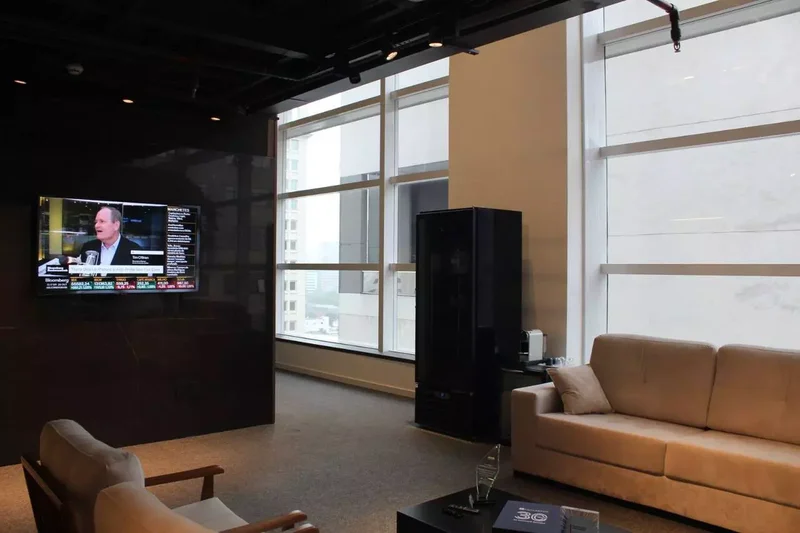 VENDO LAJE COMERCIAL 628M2 – RENDA GARANTIDA!! Rua Gomes de Carvalho São Paulo - 