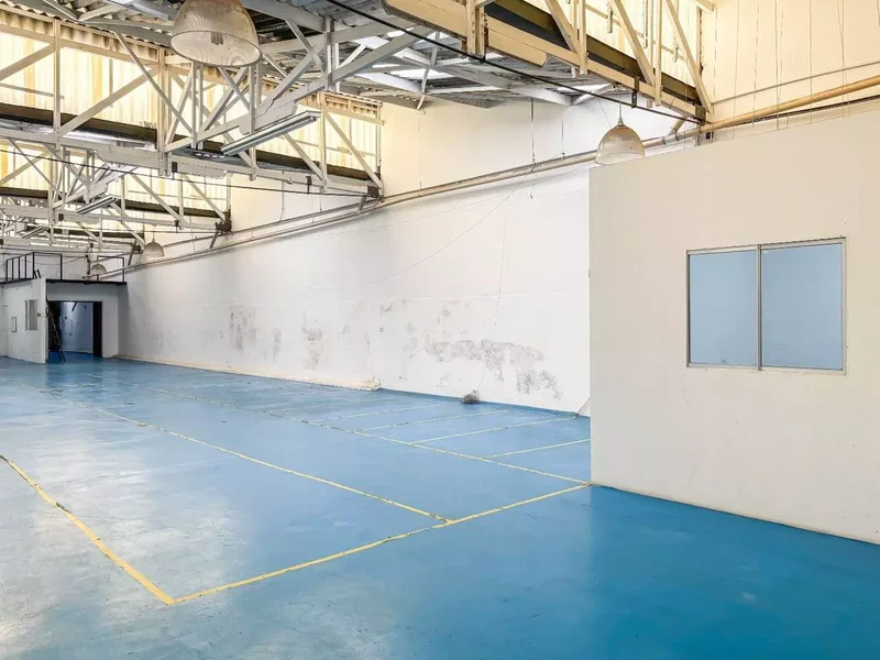 VENDO GALPÃO 450M2 - IDEAL PARA CONSTRUÇÃO DE EDIFÍCIO Rua Cardeal Arcoverde São Paulo - 