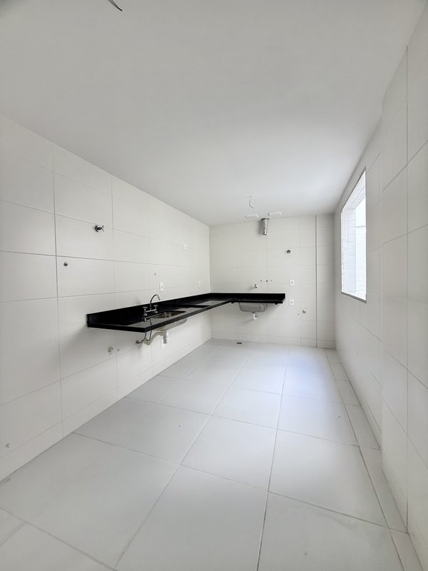 Apartamento novo frontal com 3 suítes no Jardim Oceânico - Rio de Janeiro - 