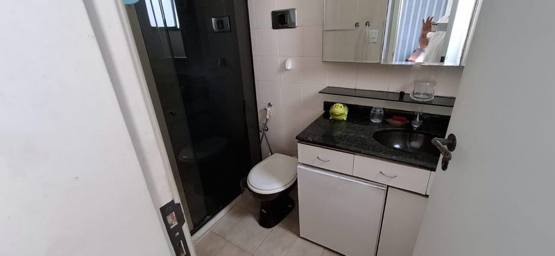 APARTAMENTO COBERTURA 4 QUARTOS 3 SUÍTES VARANDAS 3 GARAGENS À VENDA NO RIO VERMELHO! Rua Rodrigo Argollo Salvador - 