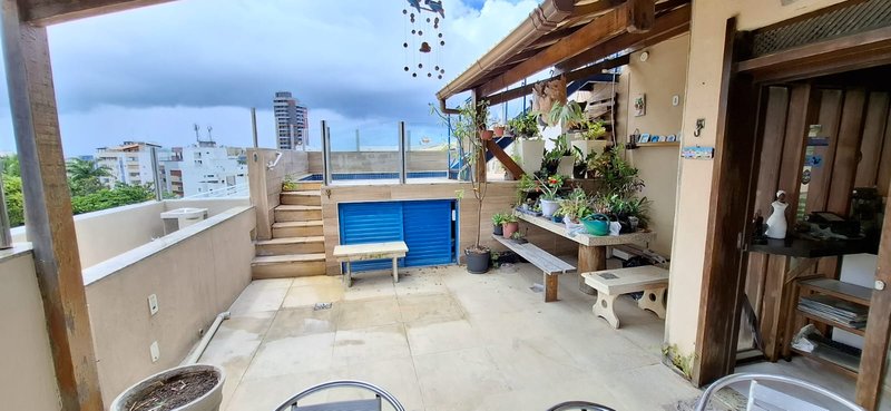 APARTAMENTO COBERTURA 4 QUARTOS 3 SUÍTES VARANDAS 3 GARAGENS À VENDA NO RIO VERMELHO! Rua Rodrigo Argollo Salvador - 