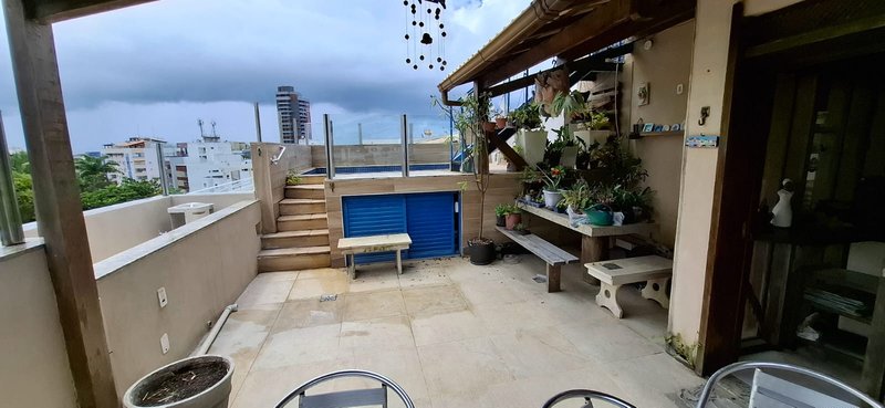 APARTAMENTO COBERTURA 4 QUARTOS 3 SUÍTES VARANDAS 3 GARAGENS À VENDA NO RIO VERMELHO! Rua Rodrigo Argollo Salvador - 