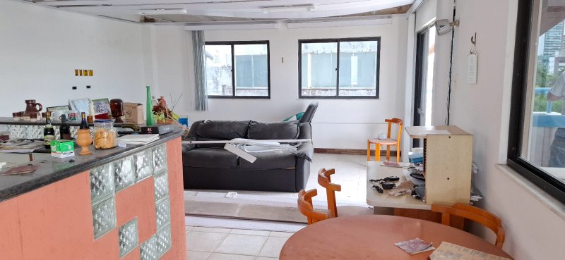 APARTAMENTO COBERTURA 4 QUARTOS 3 SUÍTES VARANDAS 3 GARAGENS À VENDA NO RIO VERMELHO! Rua Rodrigo Argollo Salvador - 