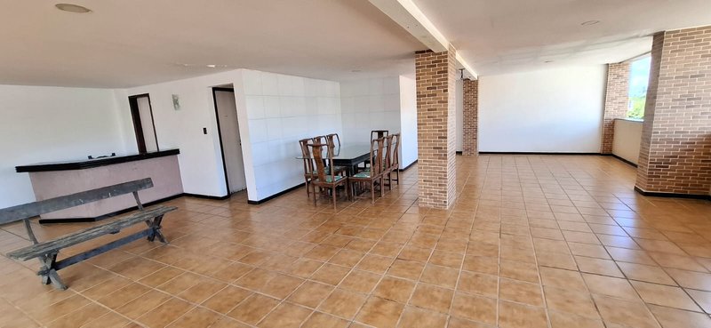 APARTAMENTO COBERTURA 4 QUARTOS 3 SUÍTES VARANDAS 3 GARAGENS À VENDA NO RIO VERMELHO! Rua Rodrigo Argollo Salvador - 