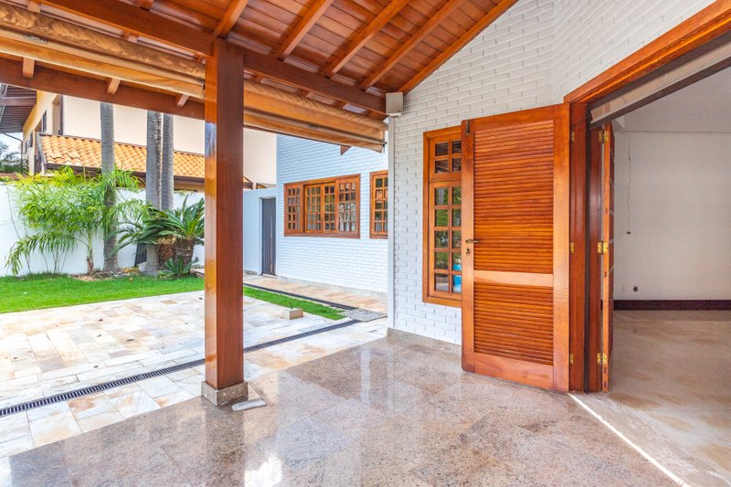  Casa à venda no Condomínio Vila Verde, Campinas Avenida Carlos Grimaldi Campinas - 