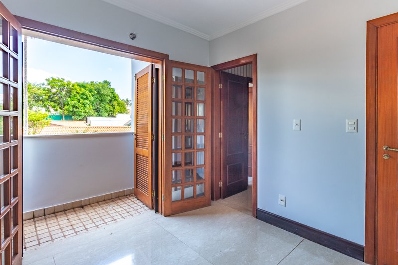  Casa à venda no Condomínio Vila Verde, Campinas Avenida Carlos Grimaldi Campinas - 