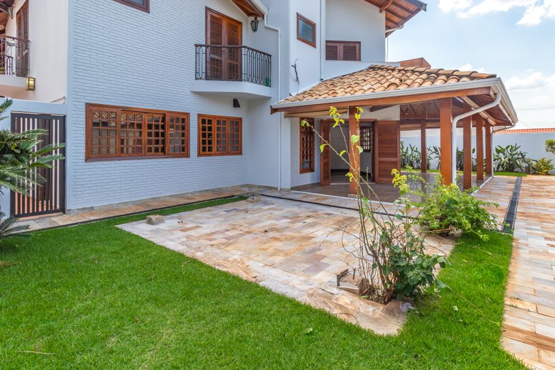  Casa à venda no Condomínio Vila Verde, Campinas Avenida Carlos Grimaldi Campinas - 