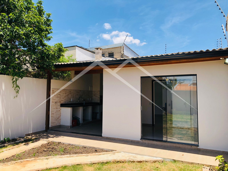 Casa com área gourmet e ótimo acabamento, Jardim Santa Marta, Salto-SP  Salto - 