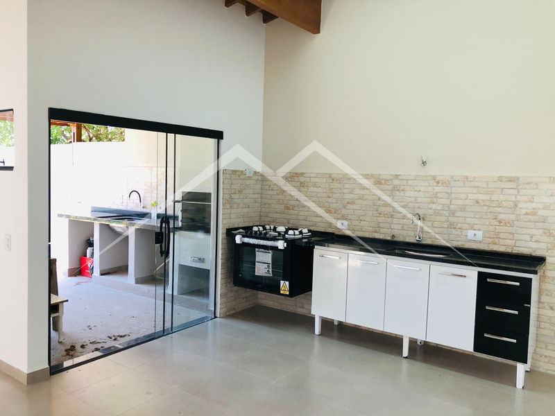 Casa com área gourmet e ótimo acabamento, Jardim Santa Marta, Salto-SP  Salto - 