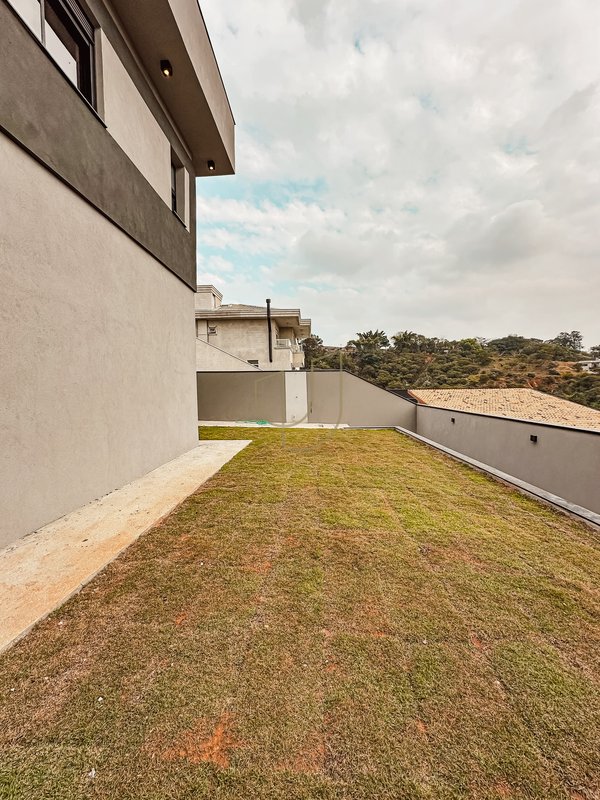 Casa com 4 Suítes no Condomínio Verana Avenida Glaudiston Pereira de Oliveira São José dos Campos - 