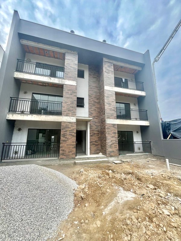 APARTAMENTO COM 2 DORMITÓRIOS NO RIO BRANCO - Brusque - 