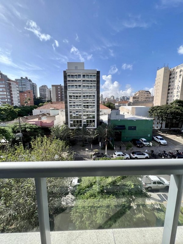 R$ 690.000 - TREND 24 - 39M2 - LOFT MOBILIADO - VAGA COBERTA Rua Vinte e Quatro de Outubro Porto Alegre - 