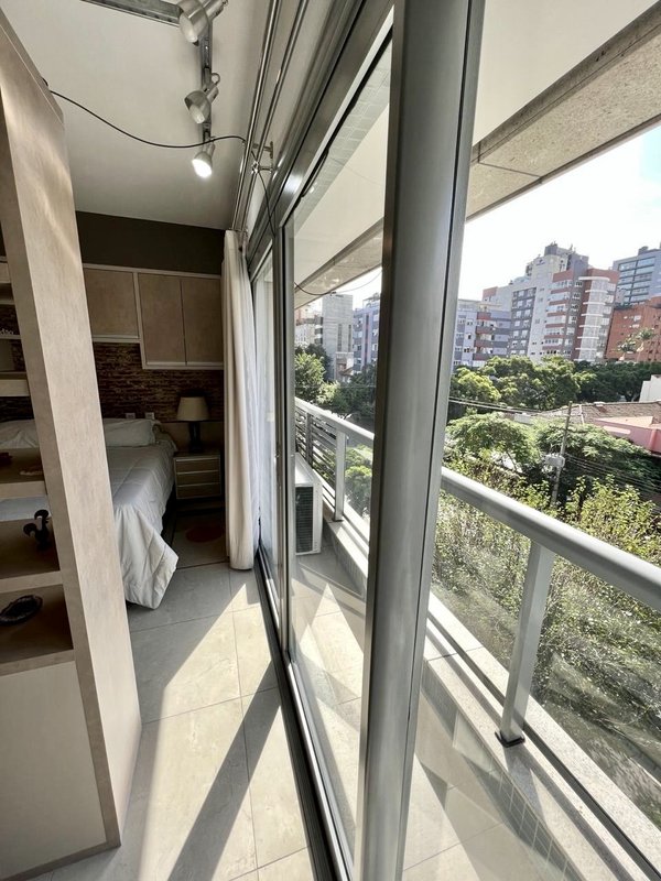 R$ 690.000 - TREND 24 - 39M2 - LOFT MOBILIADO - VAGA COBERTA Rua Vinte e Quatro de Outubro Porto Alegre - 
