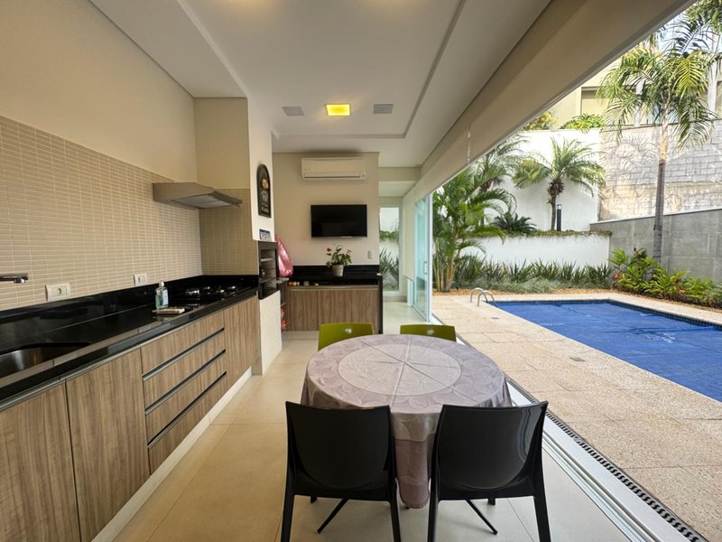 Sobrado à venda no Residencial Parque das Sapucaias – Campinas Rua Giuseppe Máximo Scolfaro Campinas - 