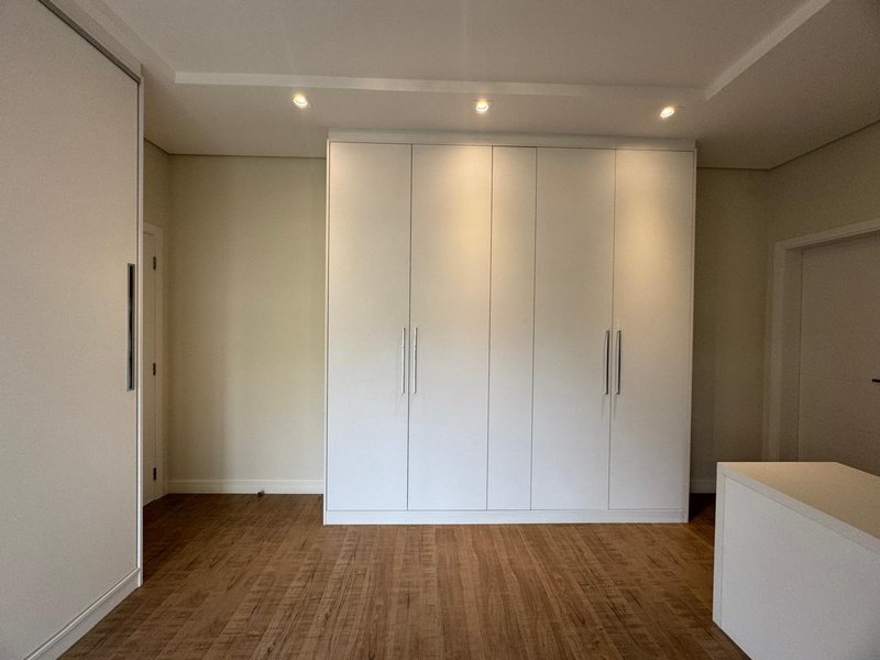 Sobrado à venda no Residencial Parque das Sapucaias – Campinas Rua Giuseppe Máximo Scolfaro Campinas - 