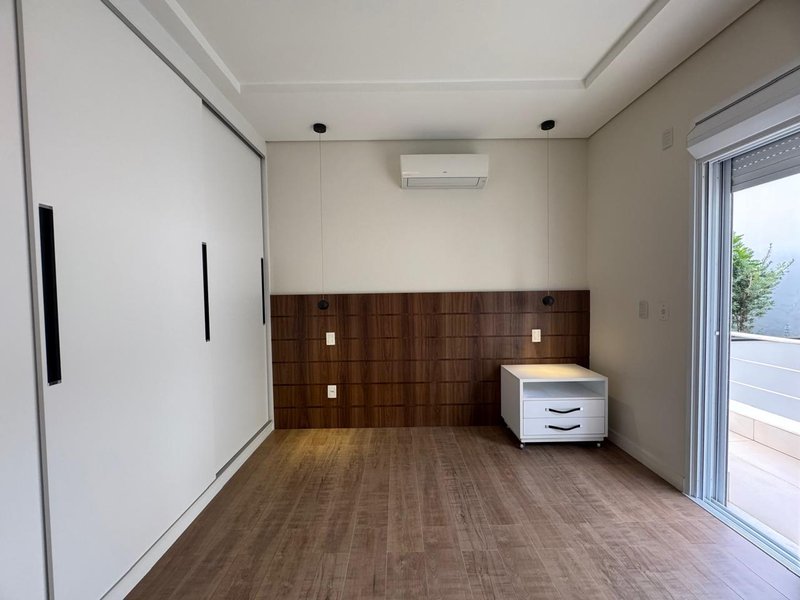 Sobrado à venda no Residencial Parque das Sapucaias – Campinas Rua Giuseppe Máximo Scolfaro Campinas - 