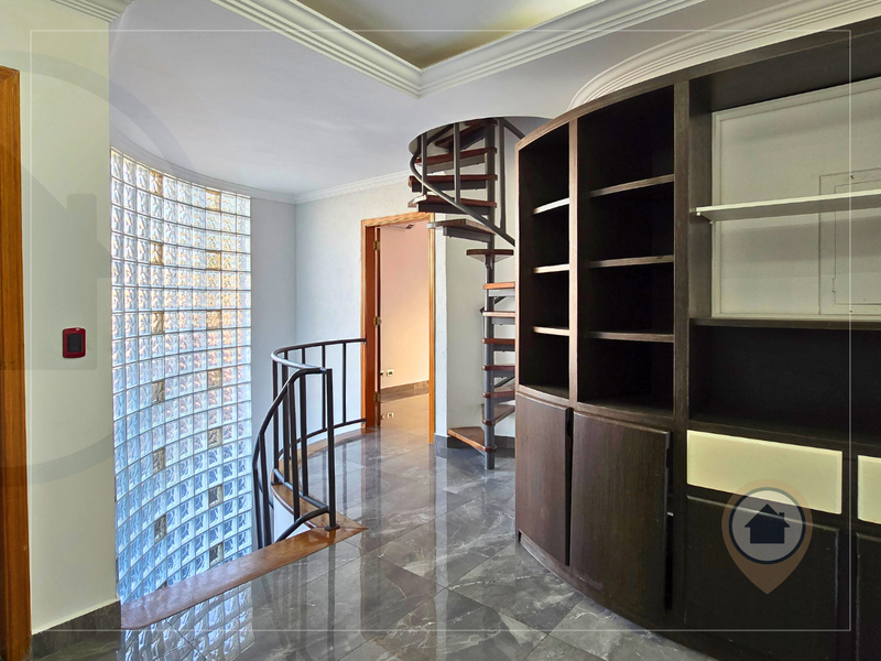 SOBRADO À VENDA COM 280M² | 3 DORMS (1 SUÍTE C/ HIDRO) | 2 VAGAS | JD PARAVENTI/GUARULHOS - Guarulhos - 