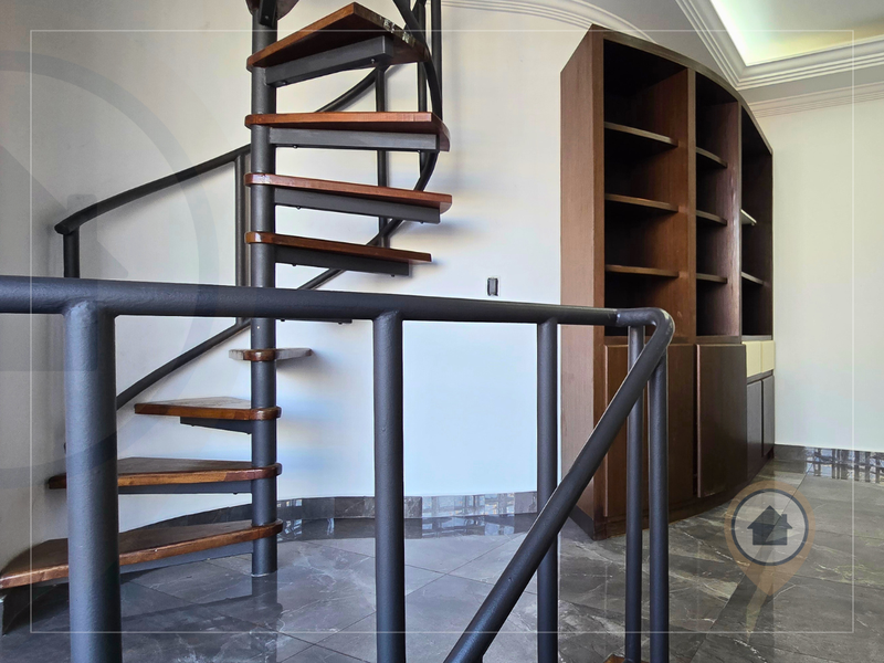 SOBRADO À VENDA COM 280M² | 3 DORMS (1 SUÍTE C/ HIDRO) | 2 VAGAS | JD PARAVENTI/GUARULHOS - Guarulhos - 