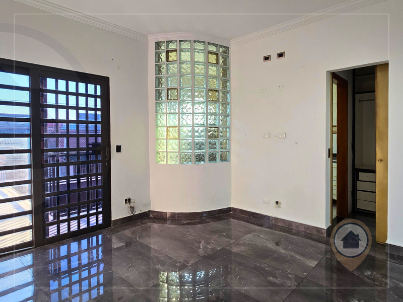 SOBRADO À VENDA COM 280M² | 3 DORMS (1 SUÍTE C/ HIDRO) | 2 VAGAS | JD PARAVENTI/GUARULHOS - Guarulhos - 